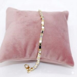 Kare Dorika Bileklik