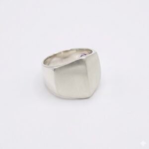 Banu’nun Titan’ı 💫